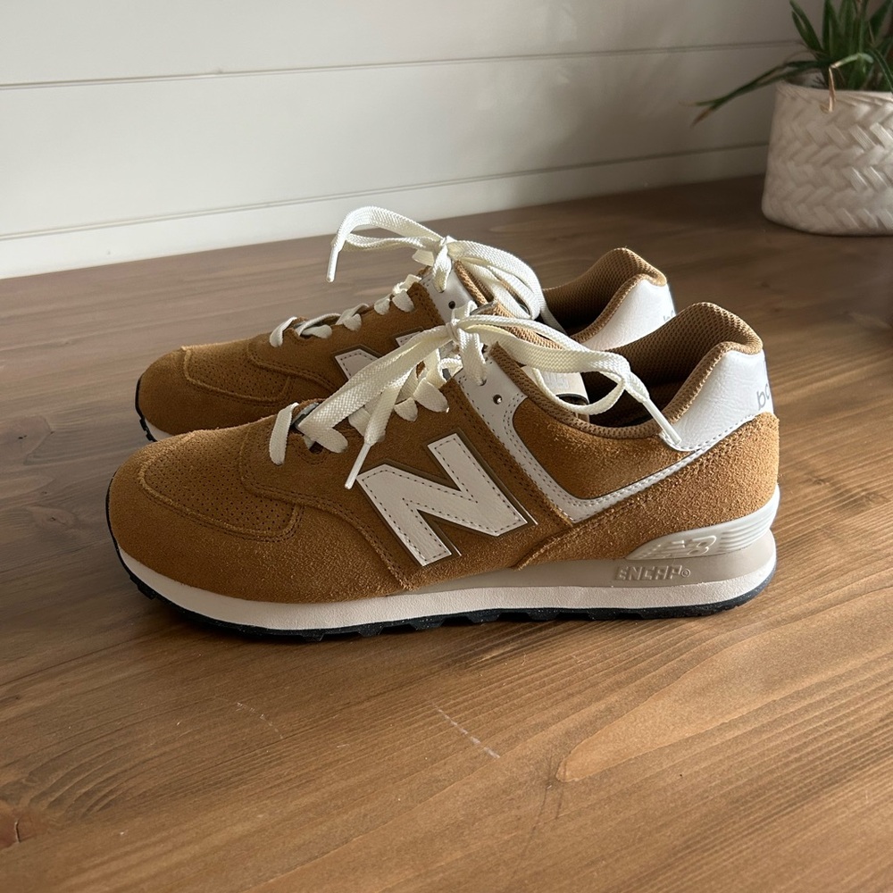 New Balance Suede Sneakers in Tan and White